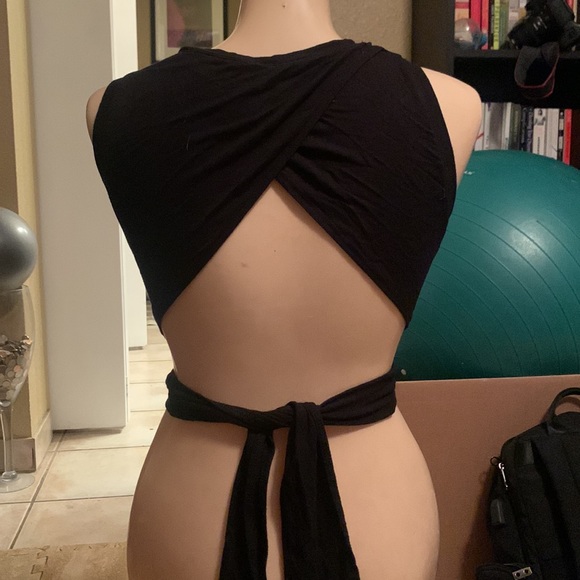 Fabletics Workout Top - Picture 3 of 6